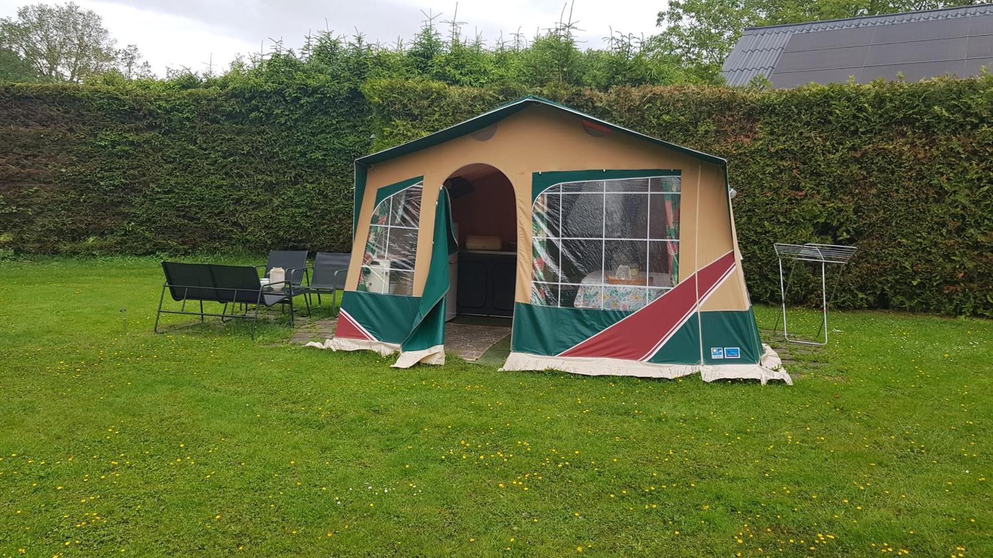 Basic Ingerichte Vouwwagen Op Camping Westenenk, Wijster ภายนอก รูปภาพ